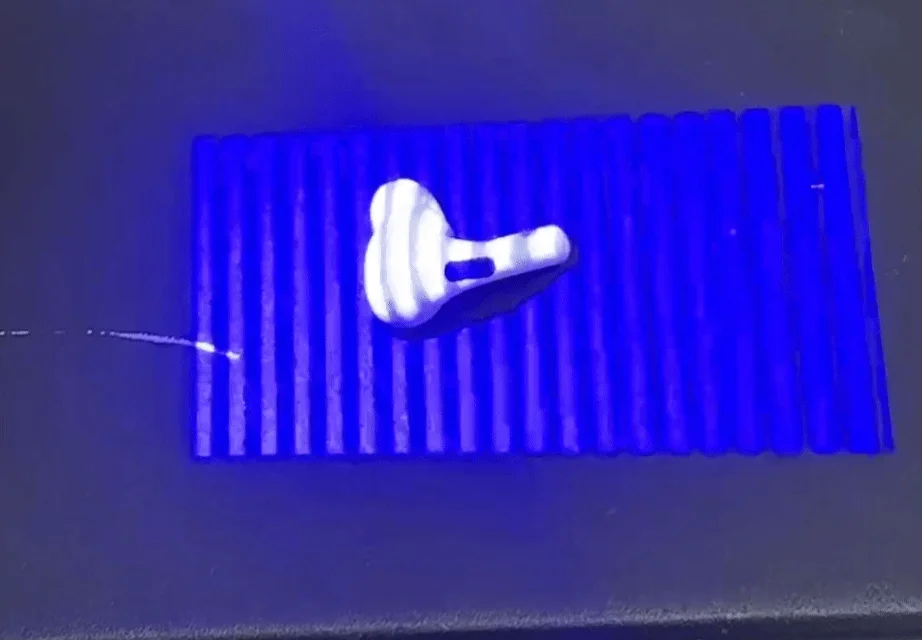3D point cloud of an earbud housing parting line