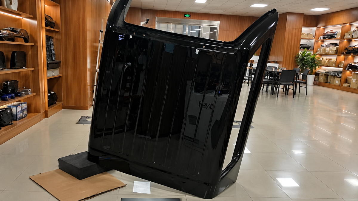 Black glossy painted workpiece
